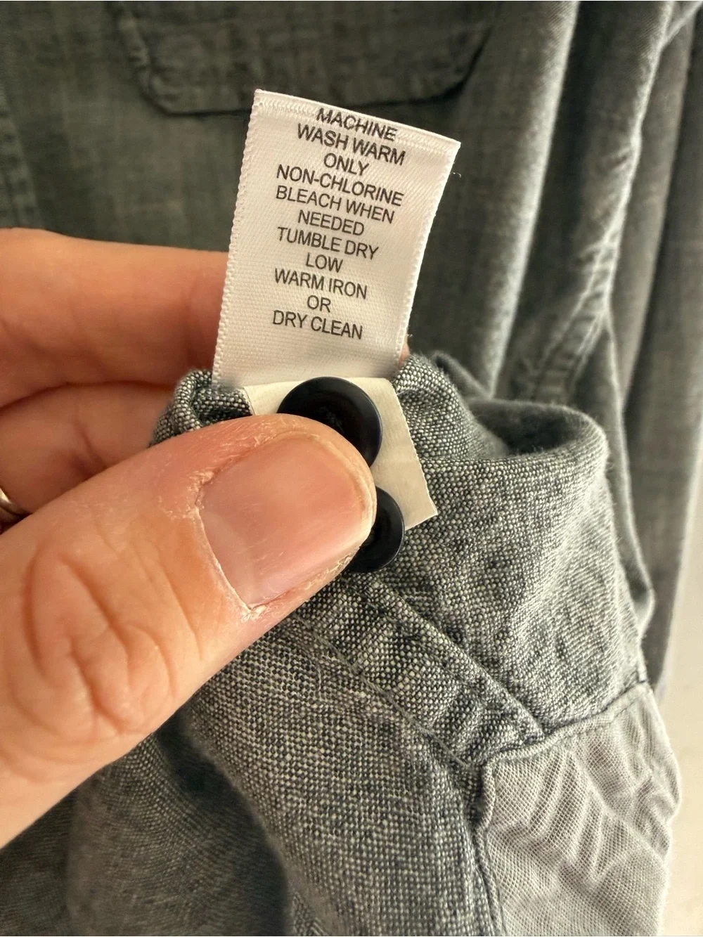 Banana Republic Men’s Heather Grey Long Sleeve Collared Button Up Shirt SZ M